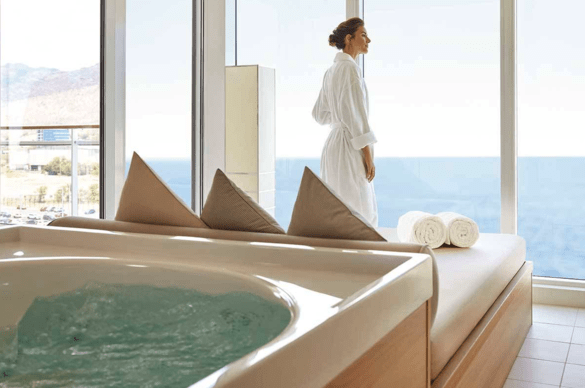 Hapag Lloyd MS Europa Grand Suite 0.png